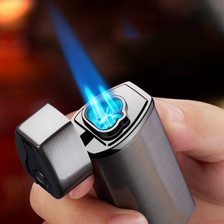 Triple Jet Lighter